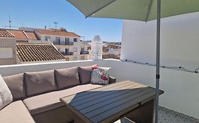 House With Private Roof Terrace In Centre